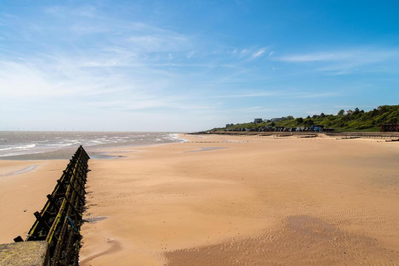 ホテル Caravan With Decking At Martello Beach Nearby Clacton-On-Sea Ref 29017Kv エクステリア 写真